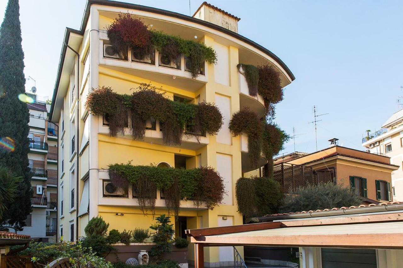 Patrizia Romana Palace Exterior foto